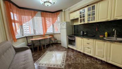 2-комн.кв., 60 м², этаж 4