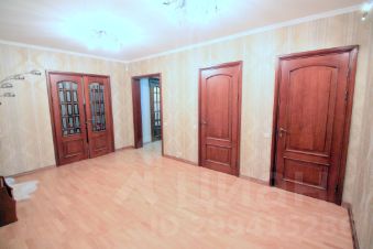 4-комн.кв., 155 м², этаж 3