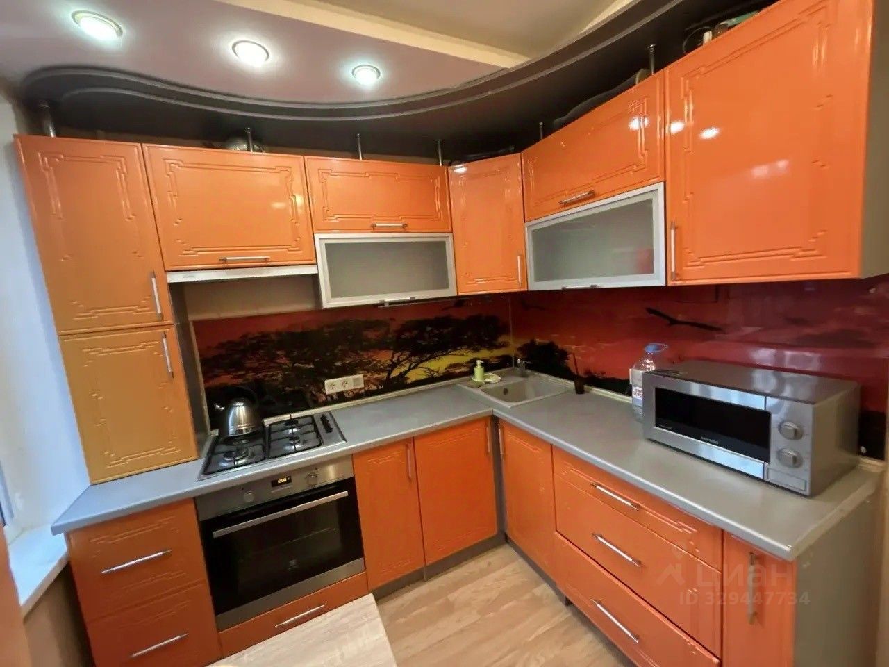 Двушка с новым ремонтом, Москва