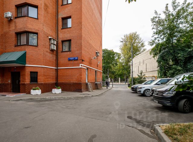 6-комн., 180 м², 7/9 этаж