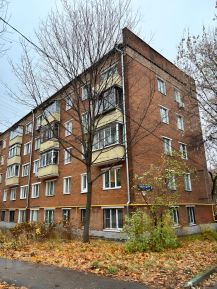 2-комн.кв., 53 м², этаж 1