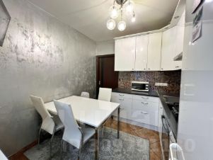 2-комн.кв., 53 м², этаж 1