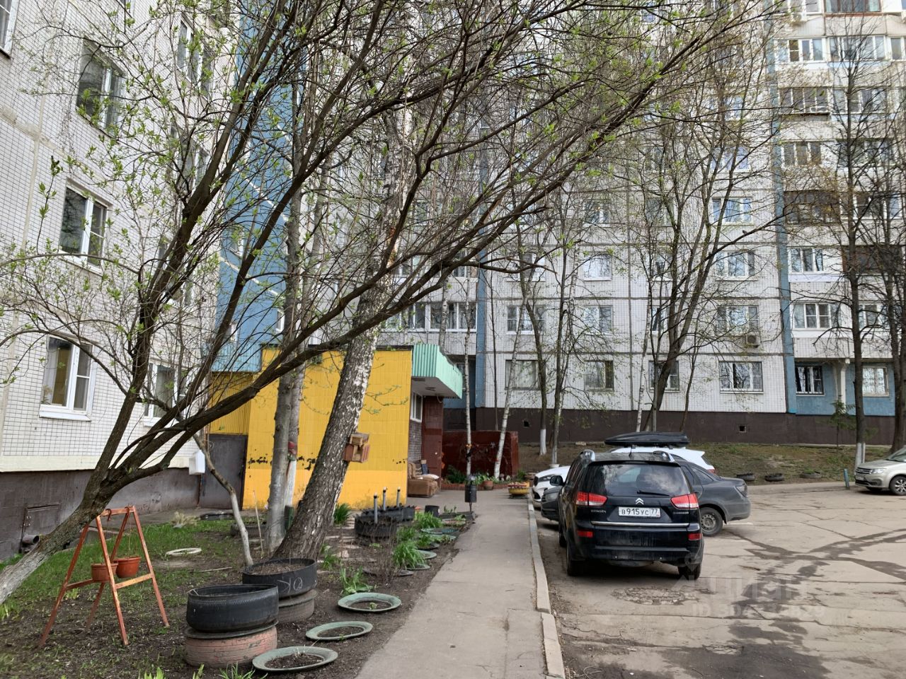 Продаю трехкомнатную квартиру 61,8м² ул. Корнейчука, 49, Москва, м.  Бибирево - база ЦИАН, объявление 304234829