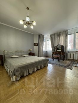 3-комн.кв., 104 м², этаж 5