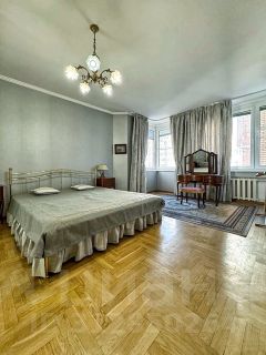 3-комн.кв., 104 м², этаж 5