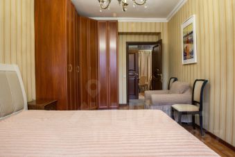 3-комн.кв., 82 м², этаж 3