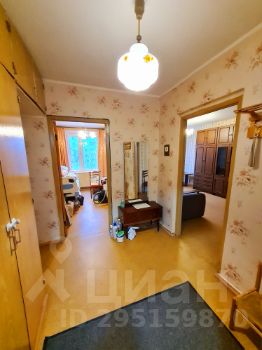 2-комн.кв., 44 м², этаж 3