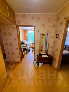 2-комн.кв., 44 м², этаж 3