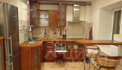 2-комн.кв., 90 м², этаж 15