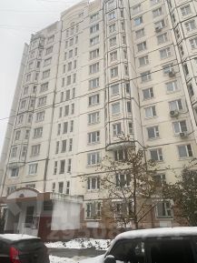 4-комн.кв., 93 м², этаж 3