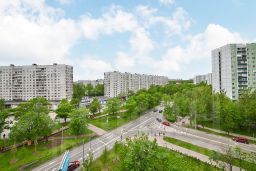2-комн.кв., 52 м², этаж 9