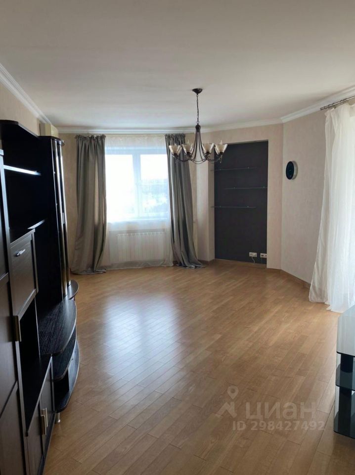 2-комнатная квартира, 70 м² — фото 2