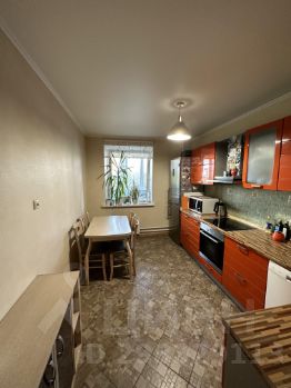 2-комн.кв., 60 м², этаж 3