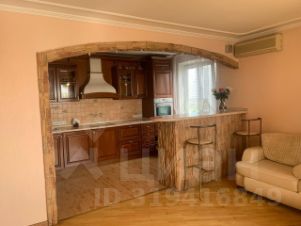 3-комн.кв., 85 м², этаж 8