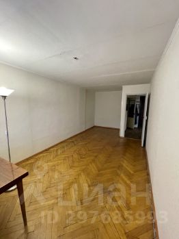 1-комн.кв., 42 м², этаж 4