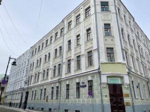 5-комн.апарт., 220 м², этаж 2