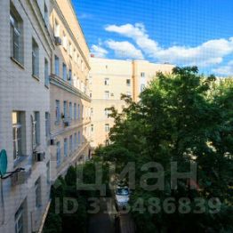 3-комн.кв., 120 м², этаж 3