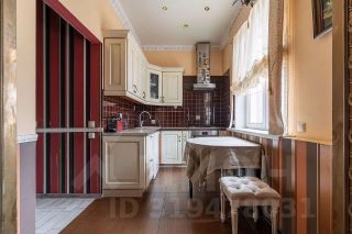 2-комн.кв., 66 м², этаж 2
