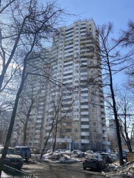 1-комн.кв., 42 м², этаж 23