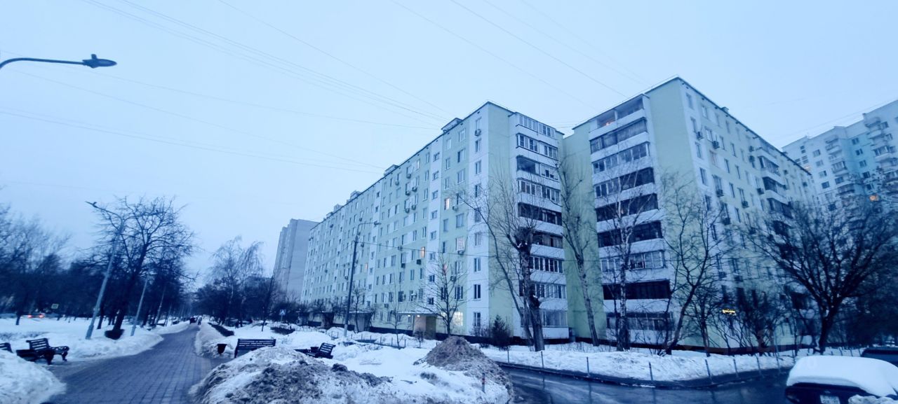 Продаю двухкомнатную квартиру 44.4м² ул. Маршала Катукова, 19К2, Москва ...