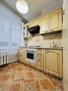 2-комн.кв., 43 м², этаж 1