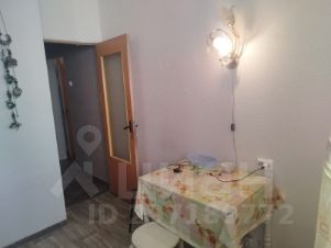 1-комн.кв., 42 м², этаж 3