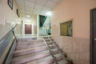 2-комн.кв., 64 м², этаж 4