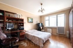 2-комн.кв., 64 м², этаж 4