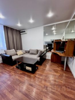 2-комн.кв., 52 м², этаж 10