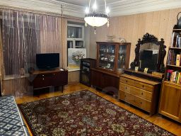 2-комн.кв., 60 м², этаж 3