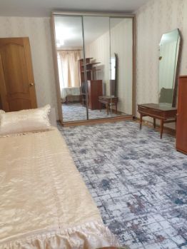 2-комн.кв., 45 м², этаж 1