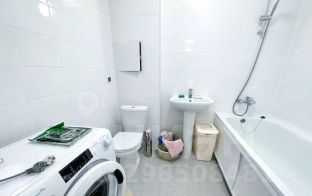 2-комн.кв., 60 м², этаж 14