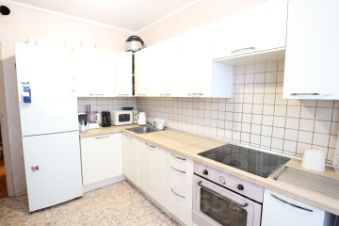 2-комн.кв., 52 м², этаж 15