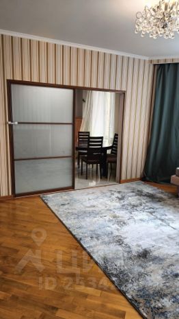 2-комн.кв., 65 м², этаж 13