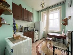 1-комн.кв., 32 м², этаж 3