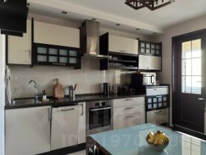2-комн.кв., 51 м², этаж 10