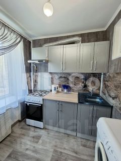 2-комн.кв., 45 м², этаж 3