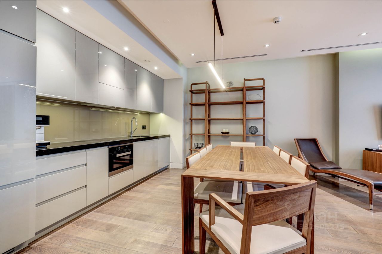 2-комнатная квартира, 76 м² — фото 3
