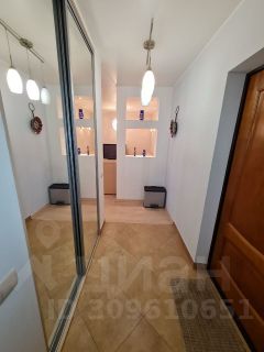 4-комн.кв., 98 м², этаж 18