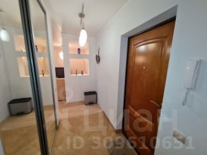 4-комн.кв., 98 м², этаж 18