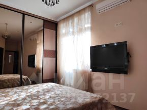 2-комн.кв., 90 м², этаж 21