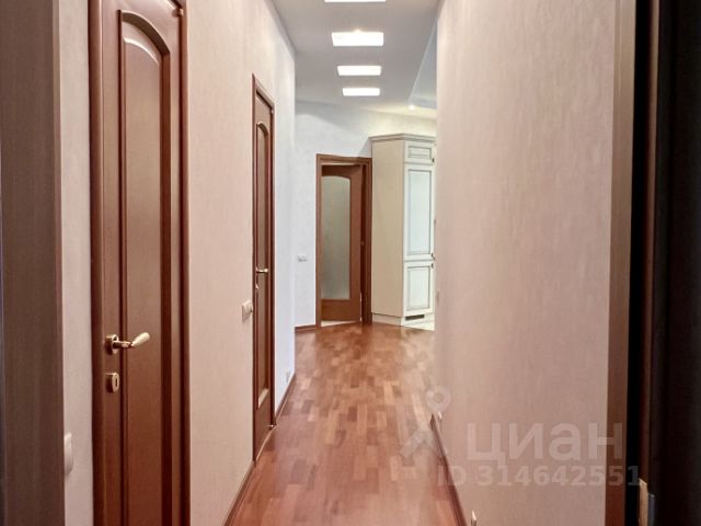 2-комн., 94 м², 11/22 этаж
