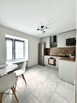 2-комн.кв., 60 м², этаж 2 2-комн.кв., 60 м², этаж 2