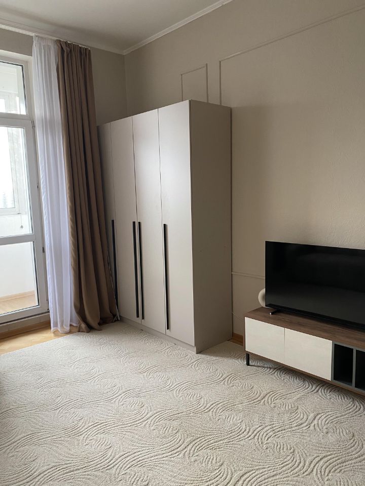 1-комнатная квартира, 65 м² — фото 5