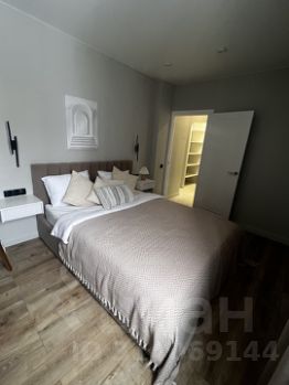 2-комн.кв., 60 м², этаж 14