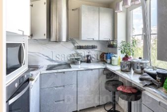 4-комн.кв., 64 м², этаж 7 4-комн.кв., 64 м², этаж 7