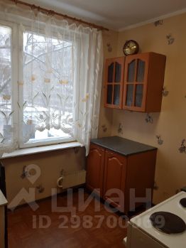 3-комн.кв., 60 м², этаж 3