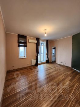 2-комн.кв., 67 м², этаж 23