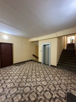 2-комн.кв., 63 м², этаж 8