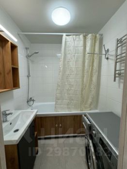 3-комн.кв., 54 м², этаж 17